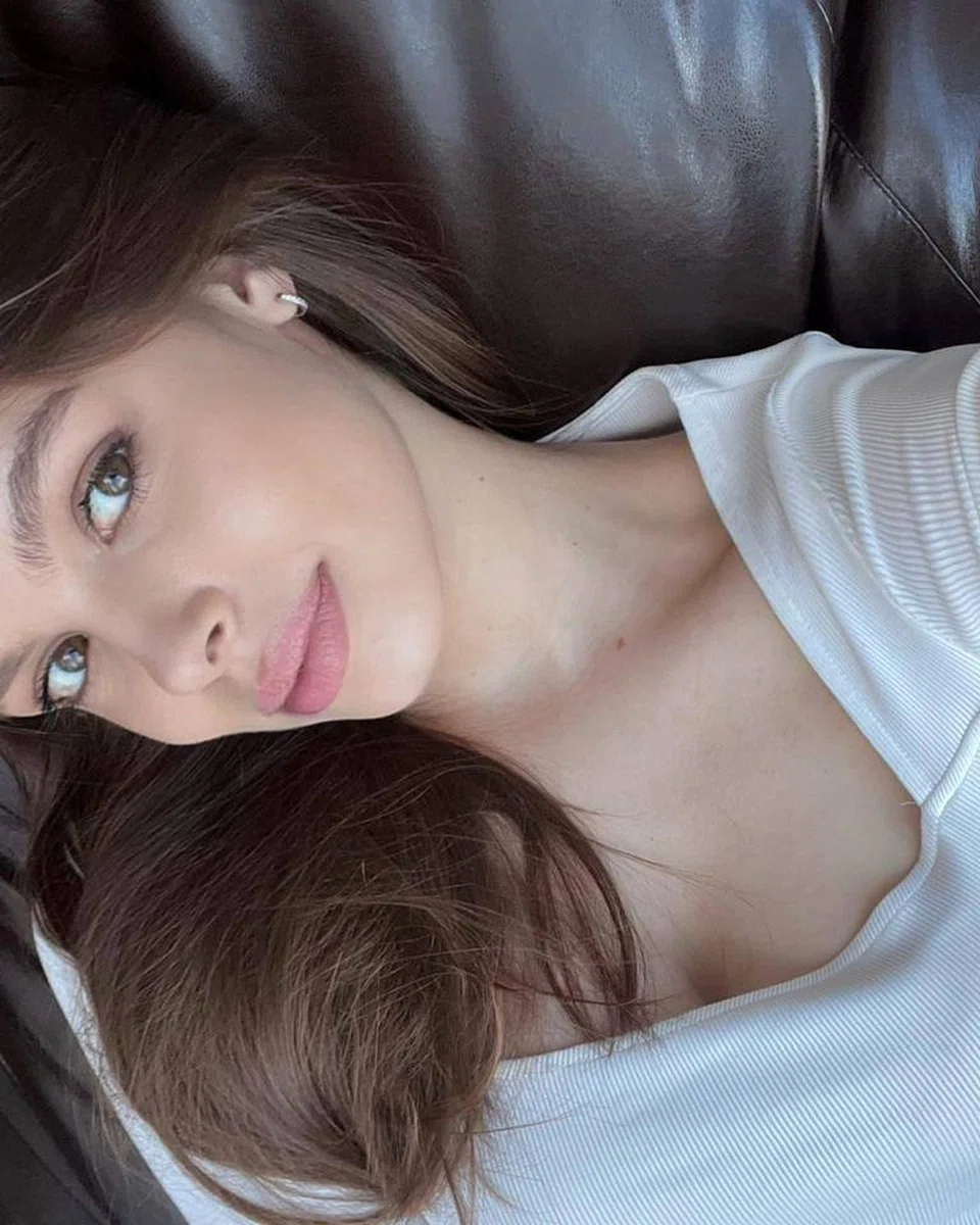 Yana, escort in Athens