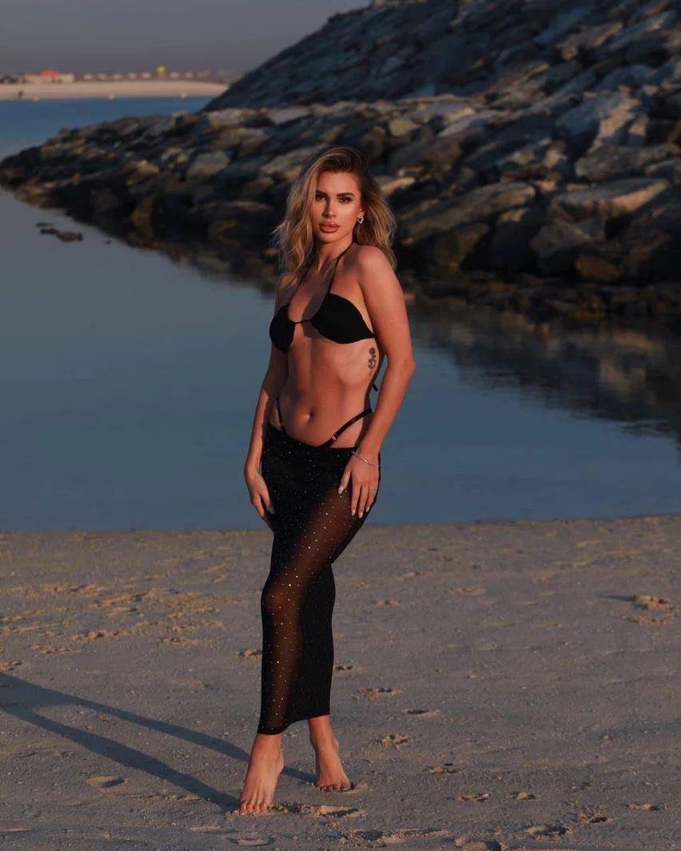 Elena, escort in Saint Martin