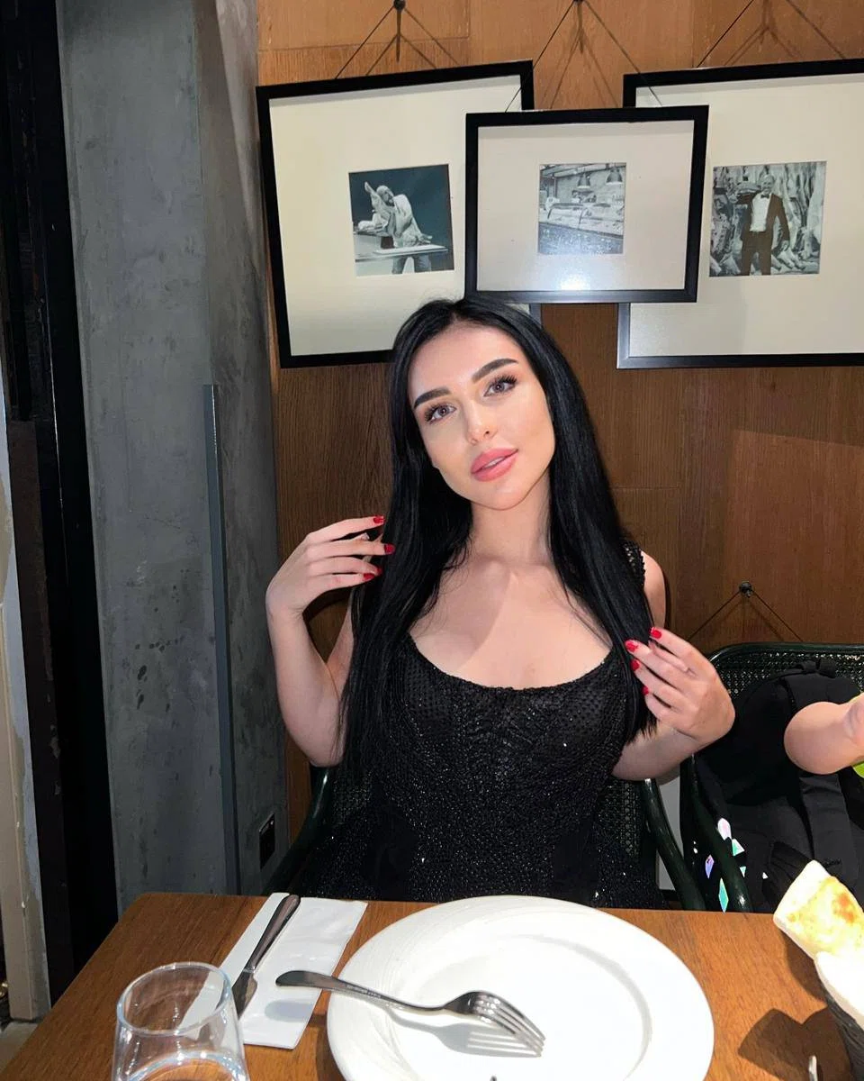 Lina, escort in Milan
