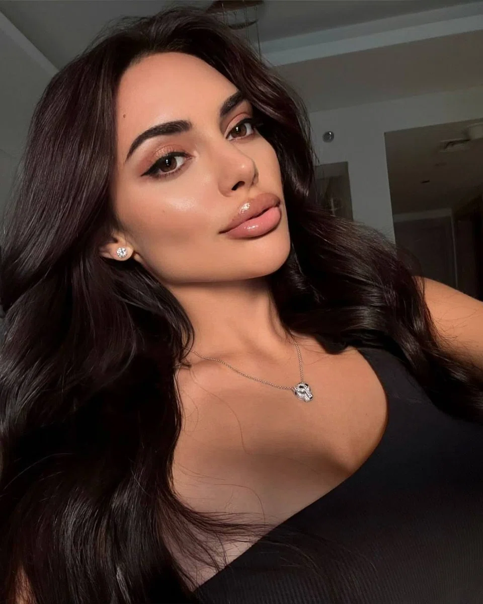Inna, escort in London