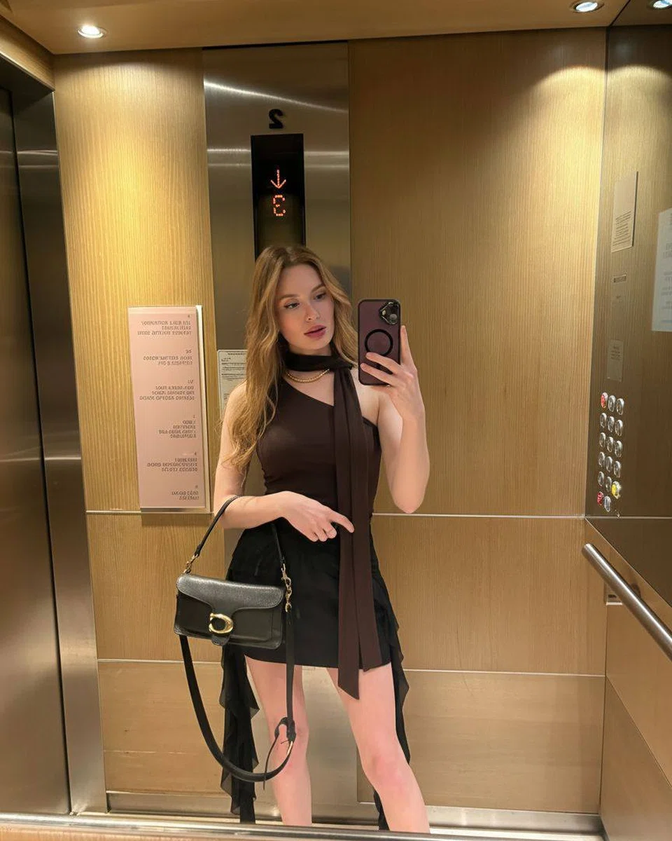 Lucia, escort in Singapore — photo 1 of 7