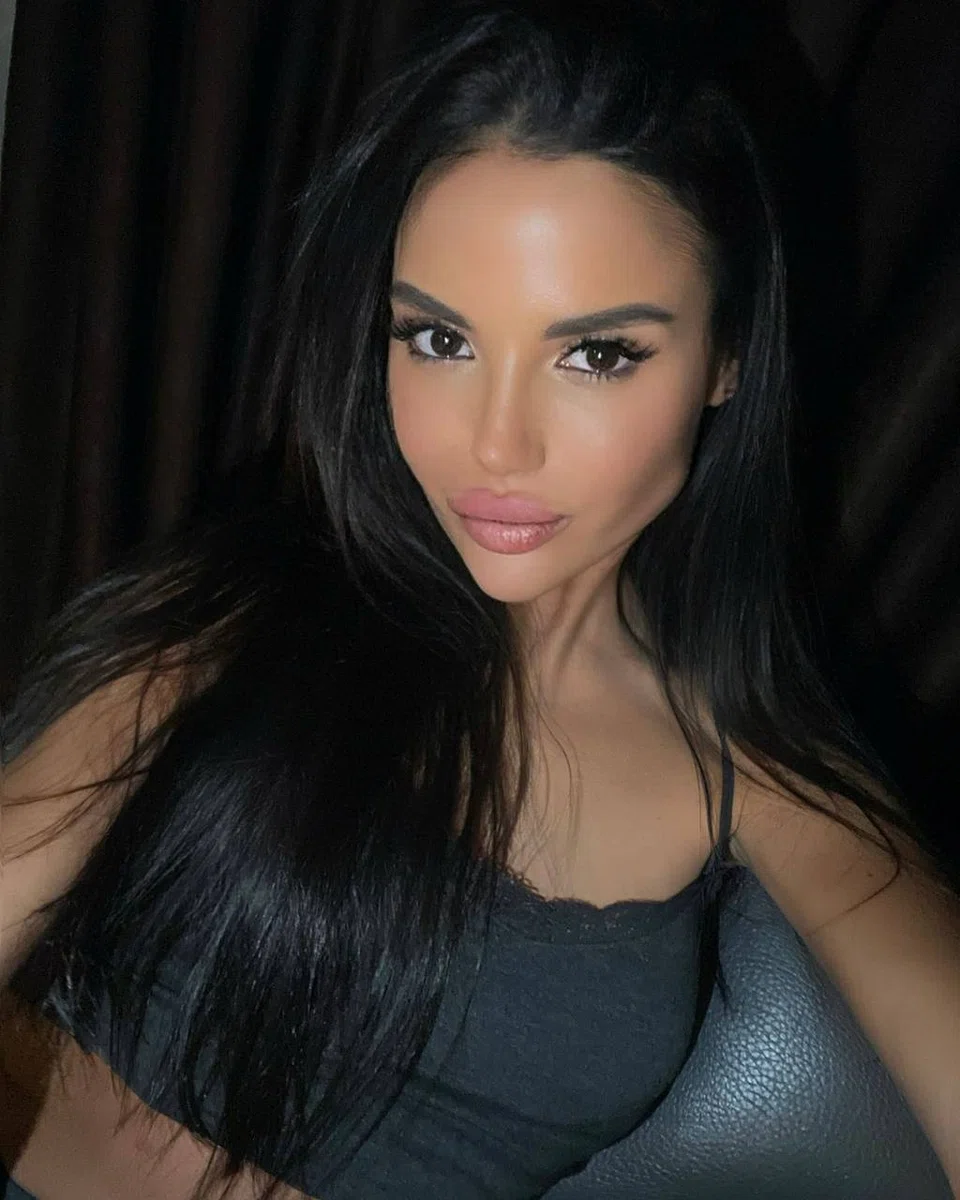Arina, escort in Abu Dhabi