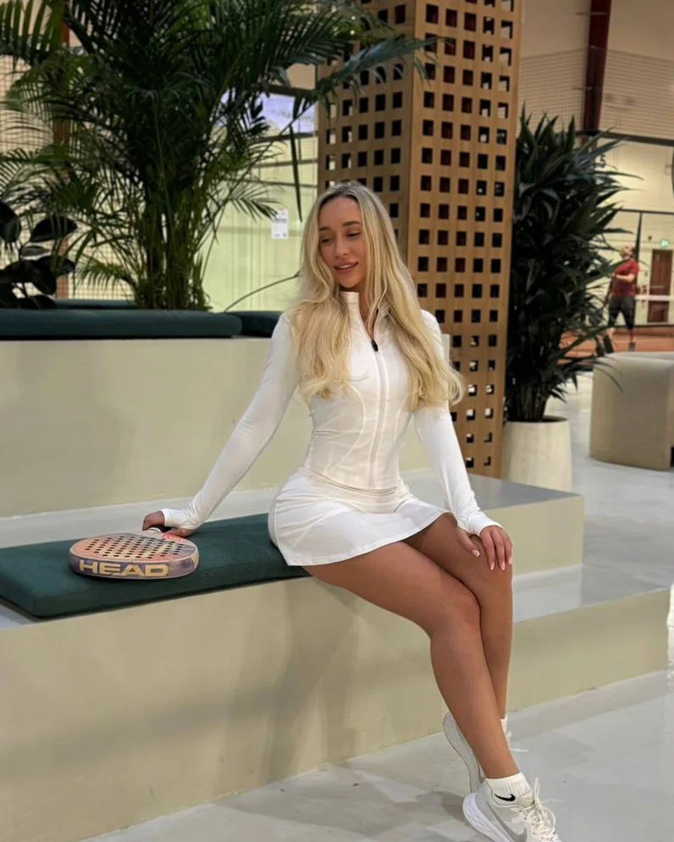 Nina, escort in Singapore