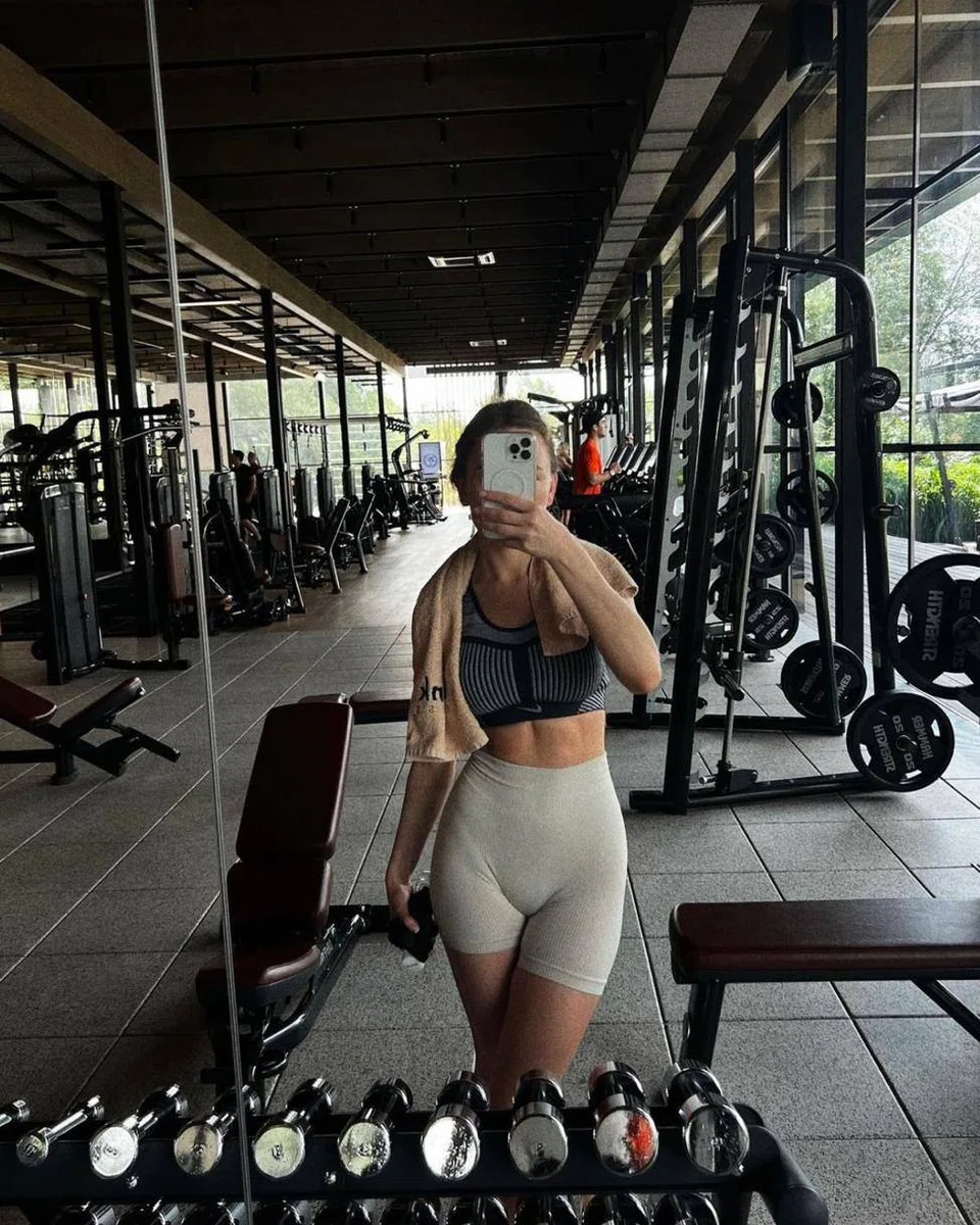 Nikol, escort in Lisbon