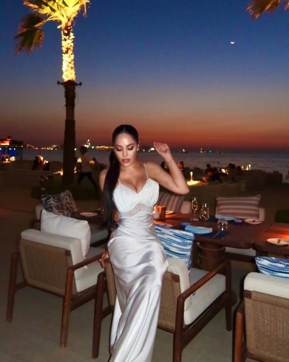 Mari, escort in Miami